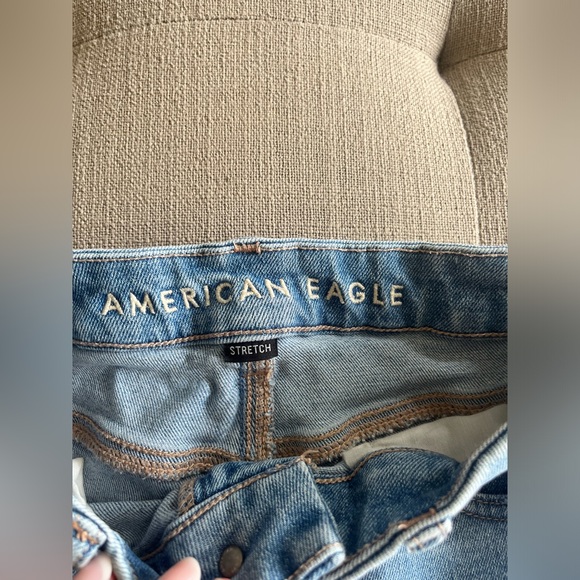 AMERICAN EAGLE SHORTS SIZE 2 US - Picture 2 of 3